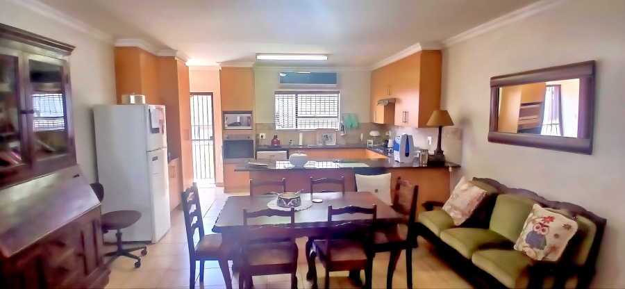 1 Bedroom Property for Sale in Langenhovenpark Free State